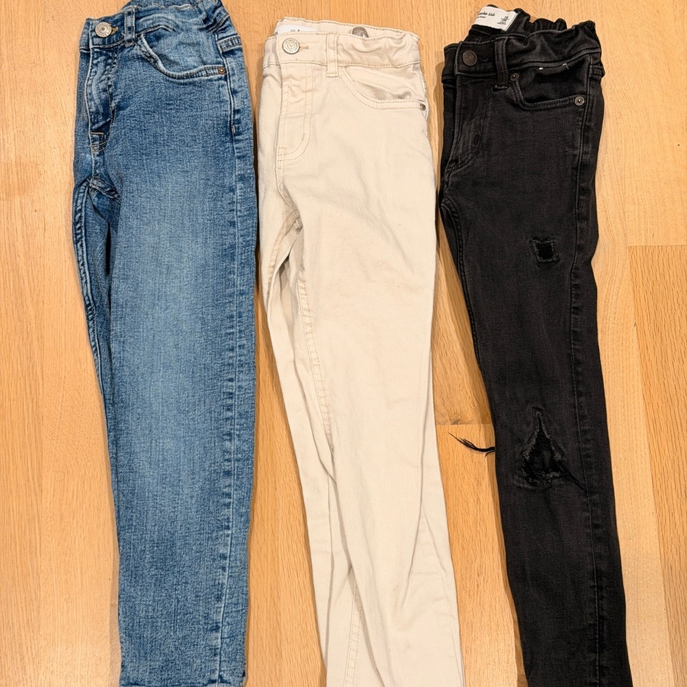 Zara and Abercrombie kids boys white, black & blue Jeans size 8/9 skinny jeans
